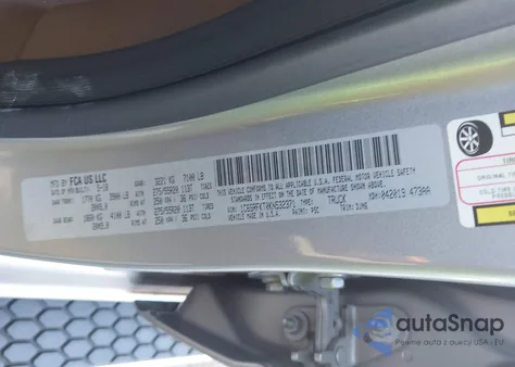 2019 Ram 1500 Longhorn 4X4 5'7 Box z USA, uszkodzony, nr VIN 1C6SRFKT0KN532371